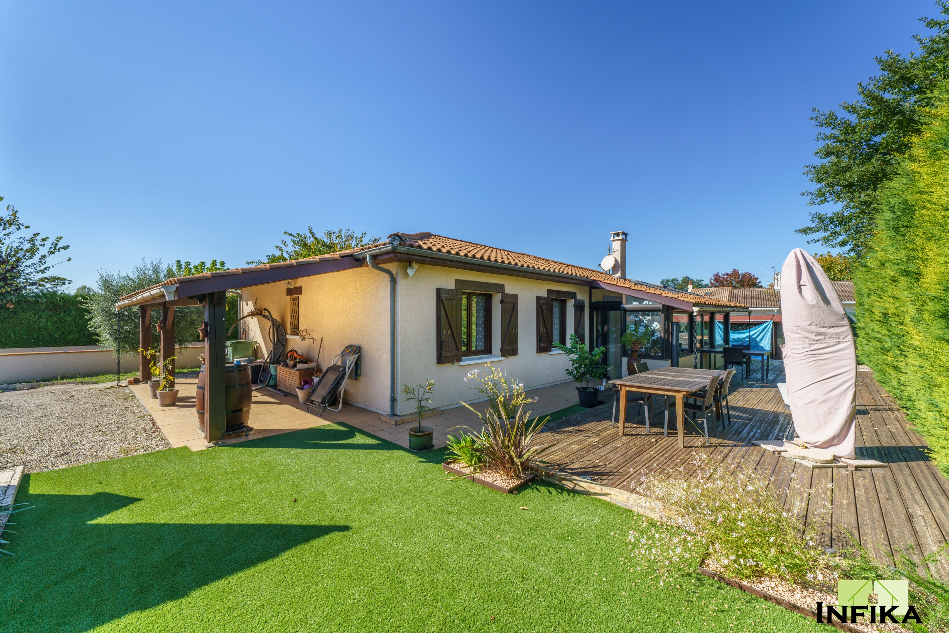 vente Maison plain pied 4 pièces Sainte Eulalie Infika